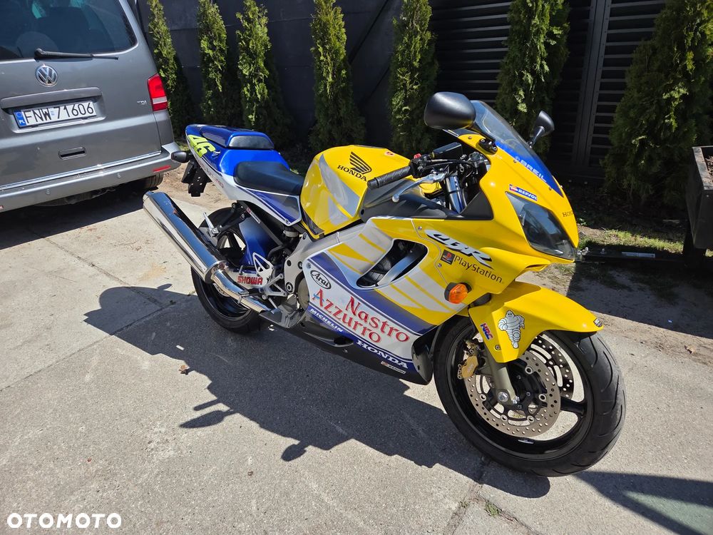 Honda CBR - 1