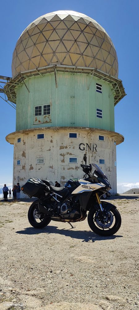 Suzuki GSX - 8