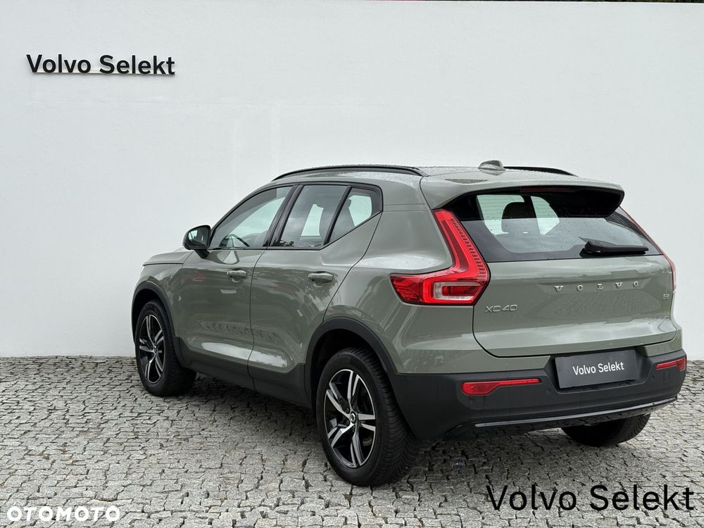 Volvo XC 40 - 6