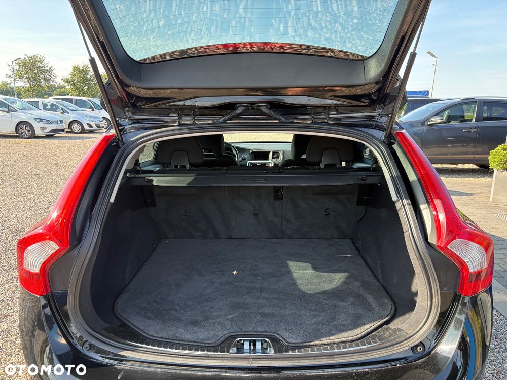 Volvo V60 T3 Geartronic Linje Svart - 5