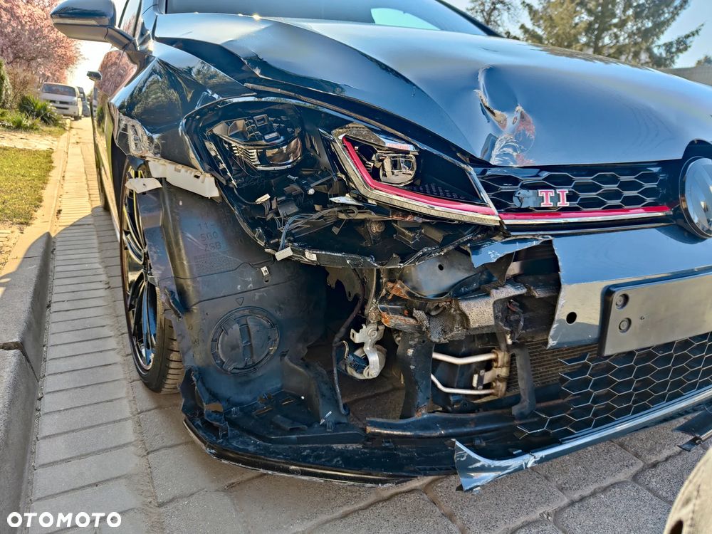 Volkswagen Golf GTI (BlueMotion Technology) DSG - 10