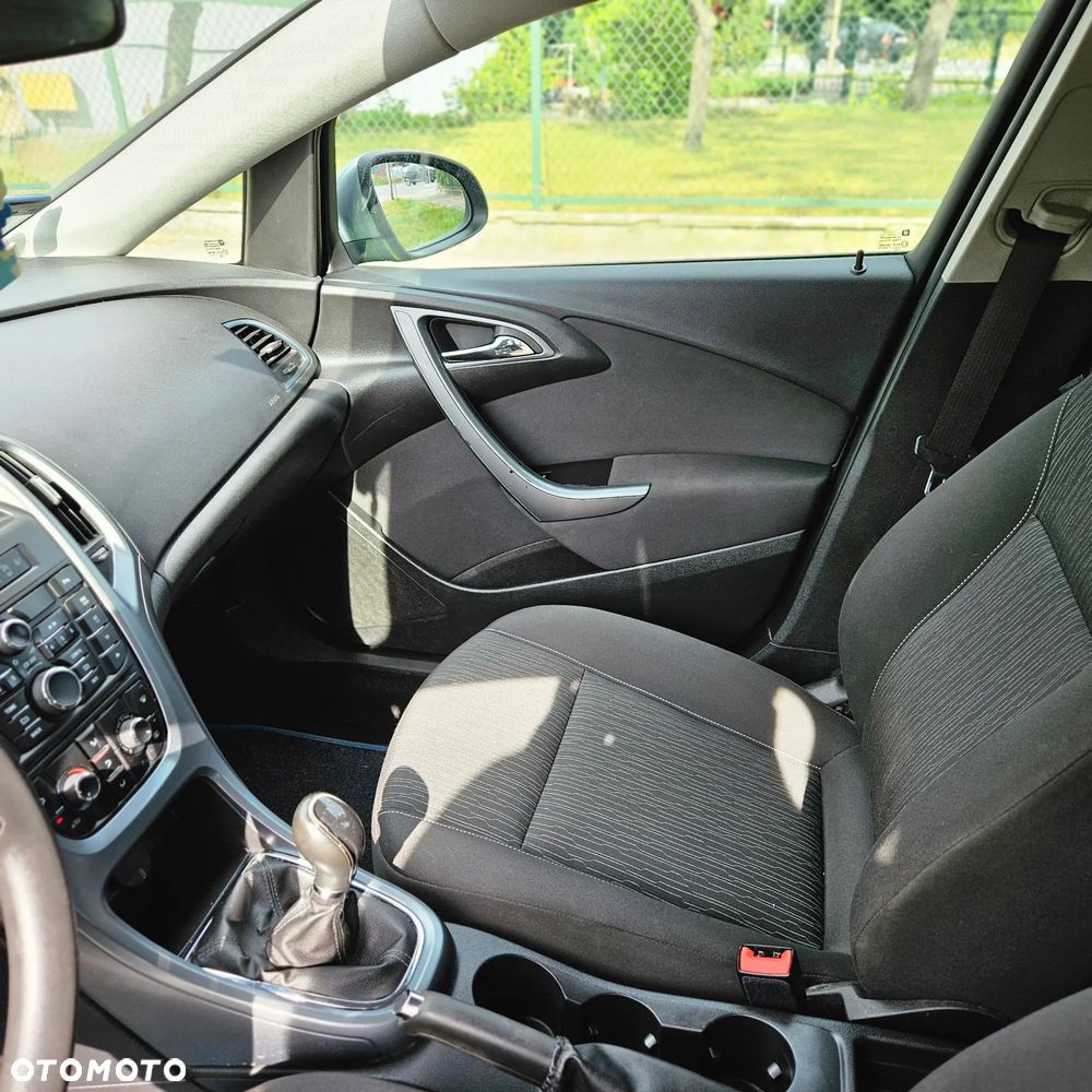 Opel Astra - 12