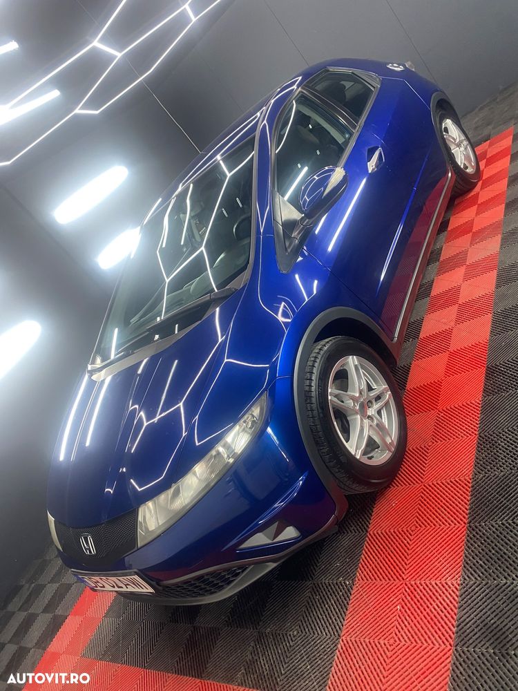 Honda Civic 1.4 i-VTEC MT Comfort - 23