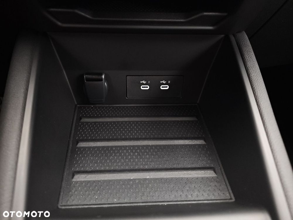 Renault Captur 1.6 E-TECH Full Hybrid 145 Techno - 25