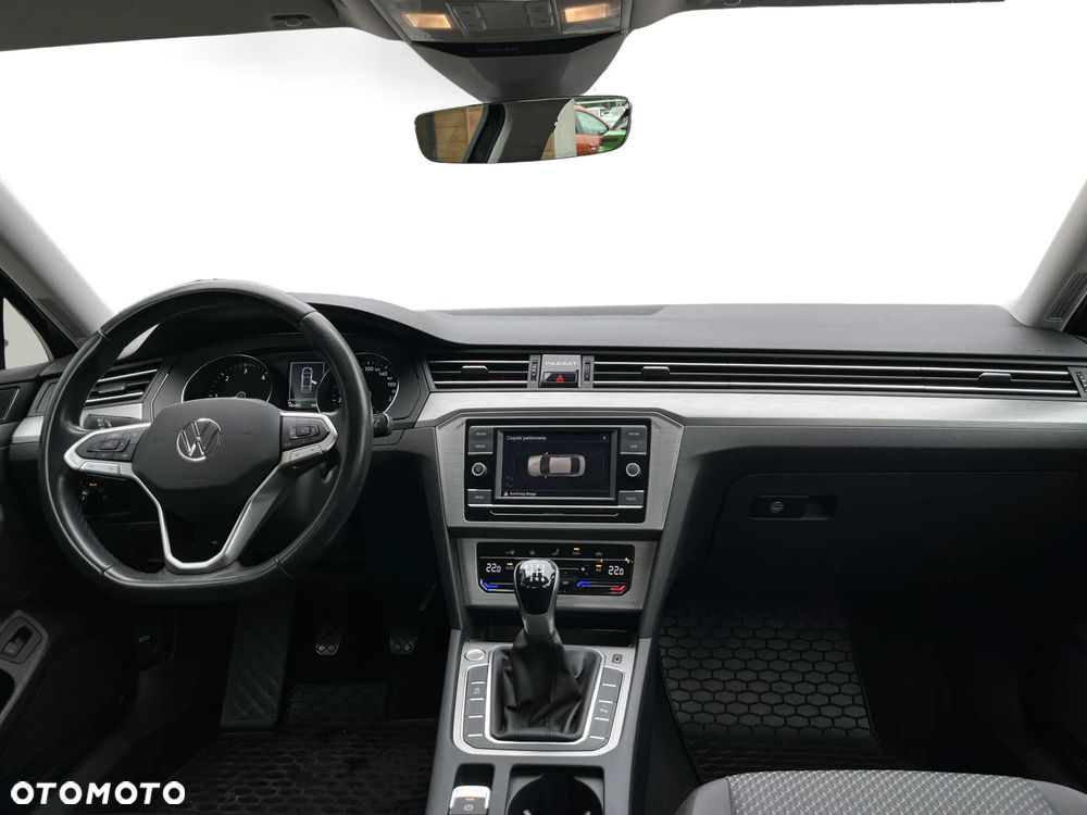 Volkswagen Passat 2.0 TDI EVO Essence - 31