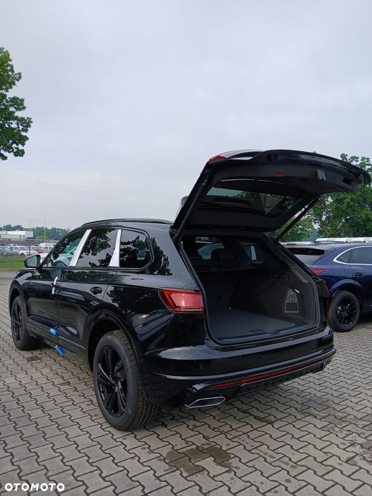 Volkswagen Touareg - 9