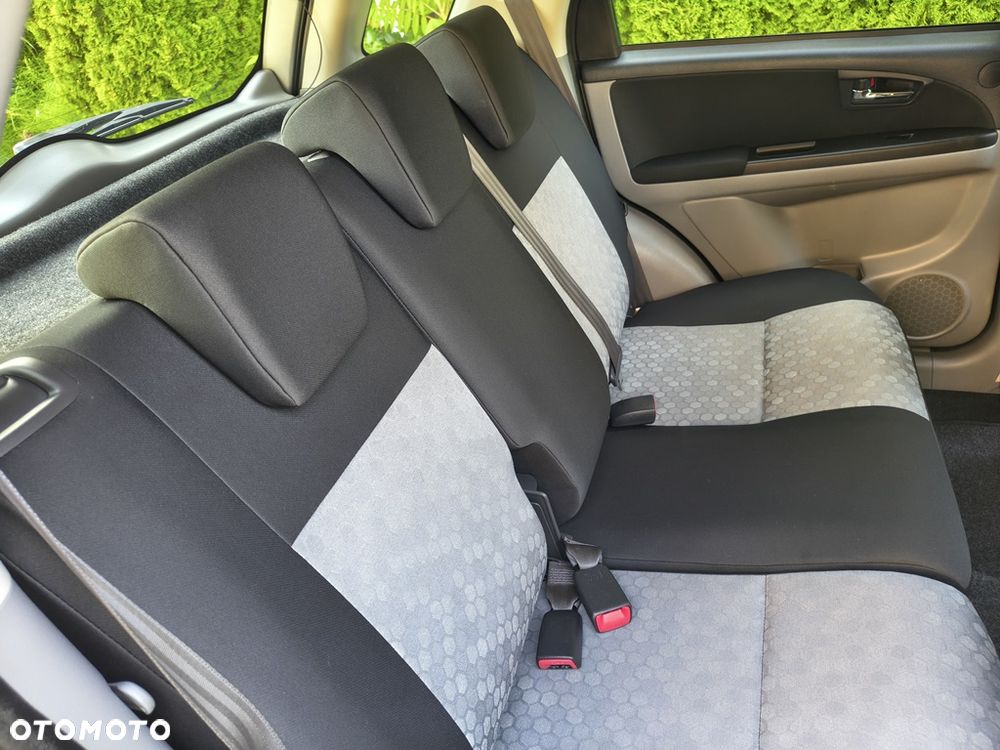 Suzuki SX4 1.6 VVT 4x2 Style - 22