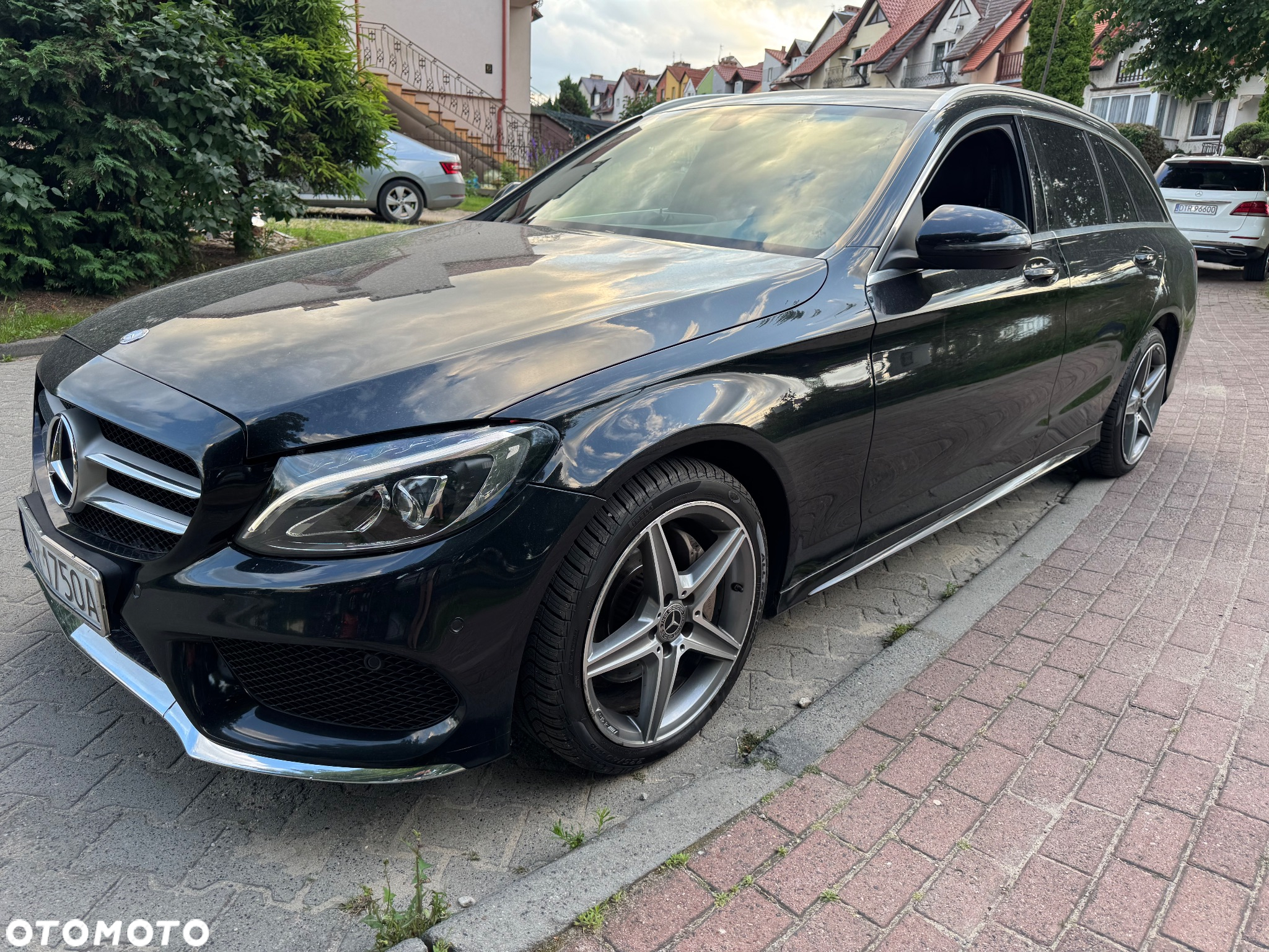 Mercedes-Benz Klasa C 200 4-Matic 9G-TRONIC - 2