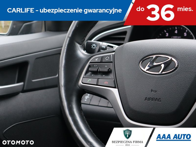 Hyundai Elantra - 18