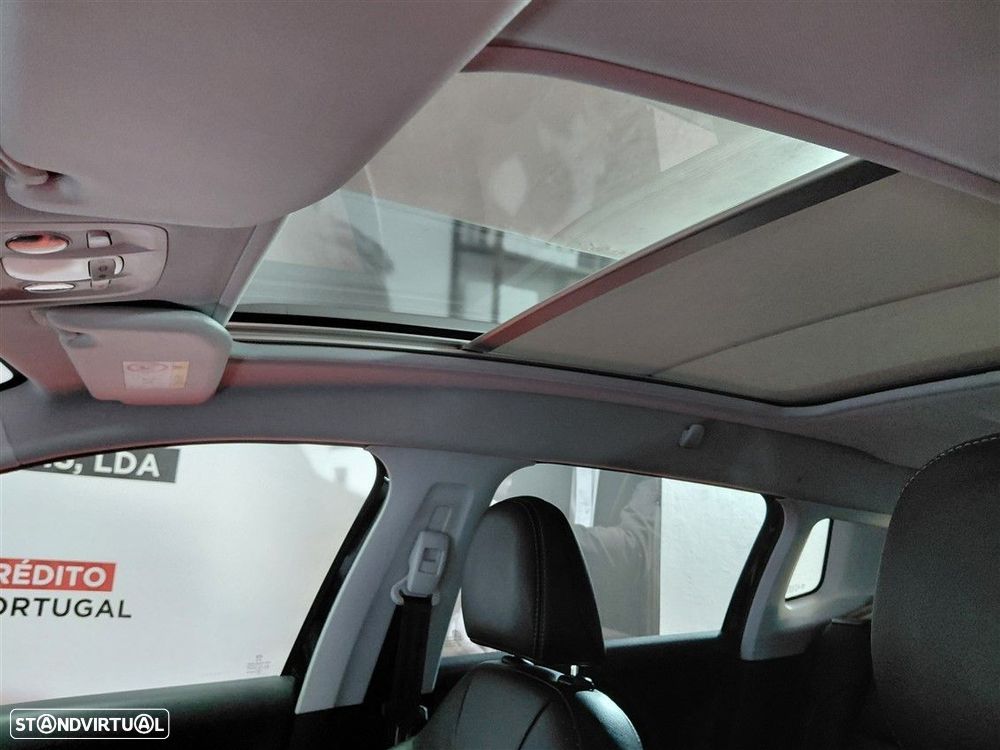 Peugeot 2008 - 36