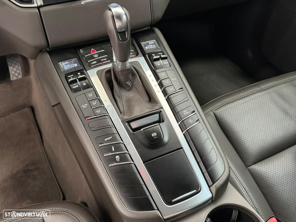 Porsche Macan S - 22