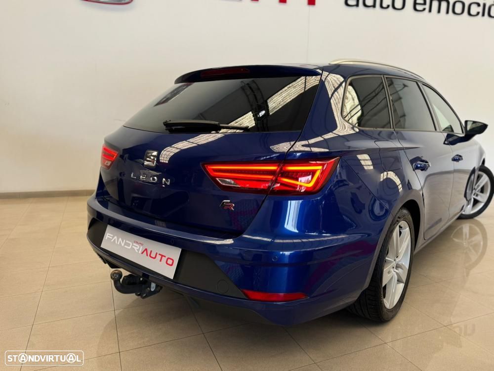 SEAT Leon ST 2.0 TDI DSG FR - 11