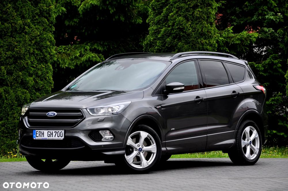 Ford Kuga 1.5 EcoBoost 4x4 ST-Line - 1