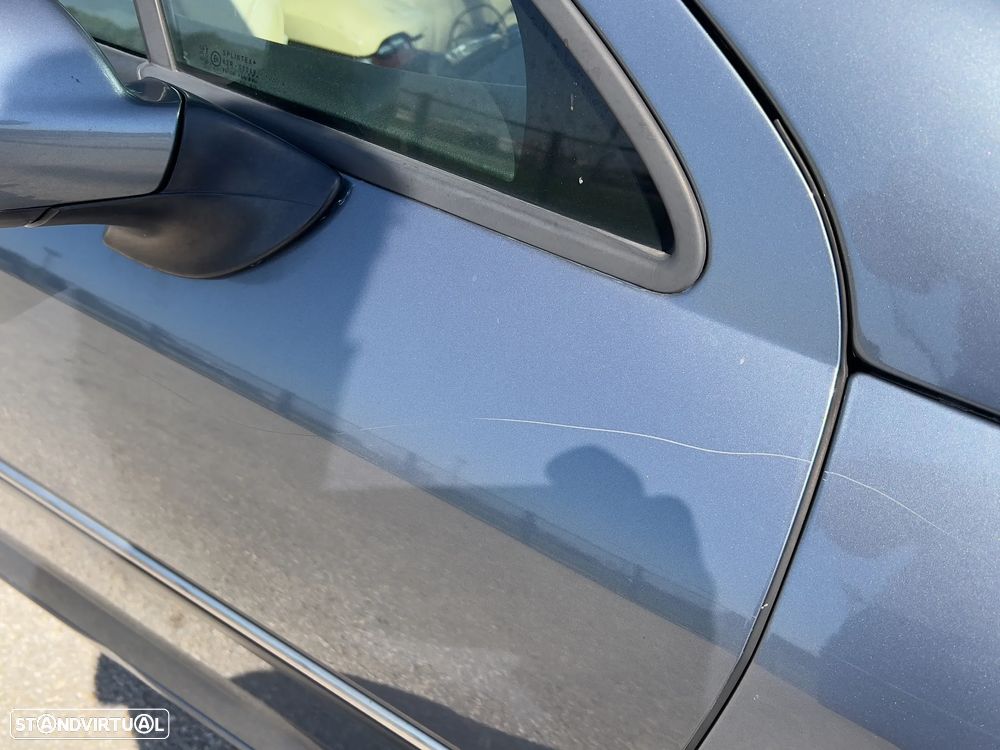 Peugeot 407 SW 2.0 HDi Executive - 23