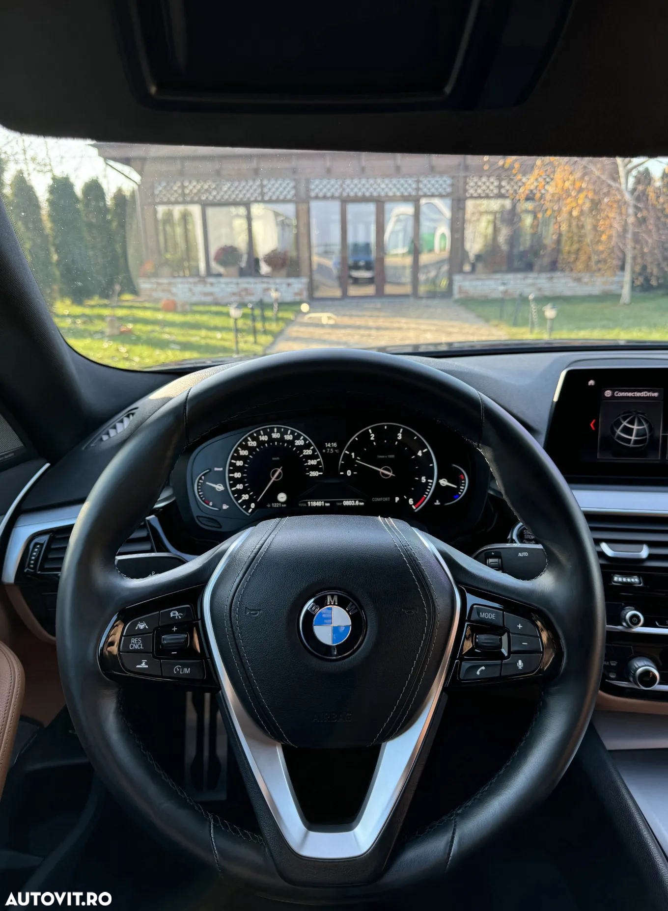 BMW Seria 5 520d AT - 10