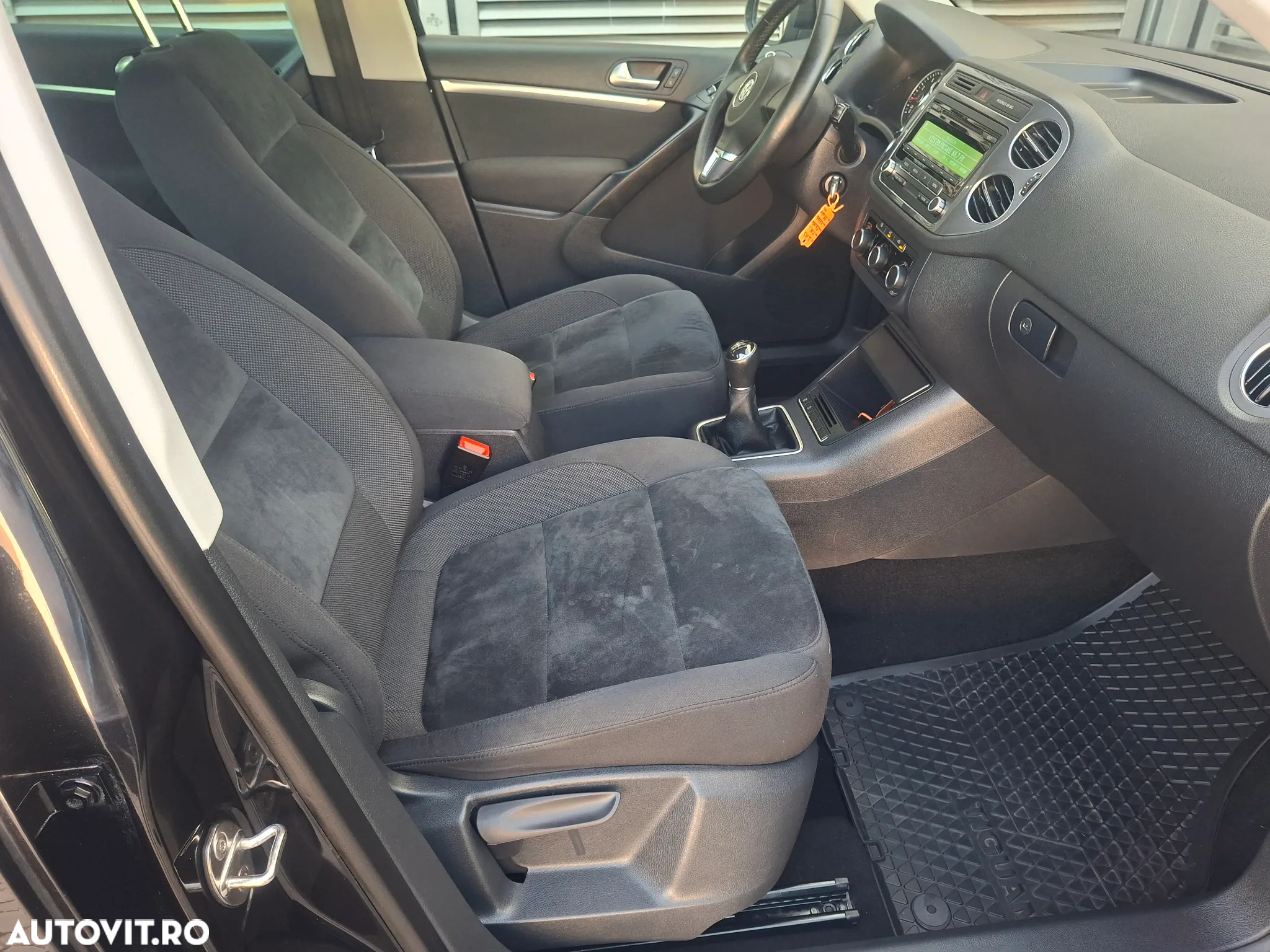 Volkswagen Tiguan 1.4 TSI BlueMotion Technology Sport & Style - 8