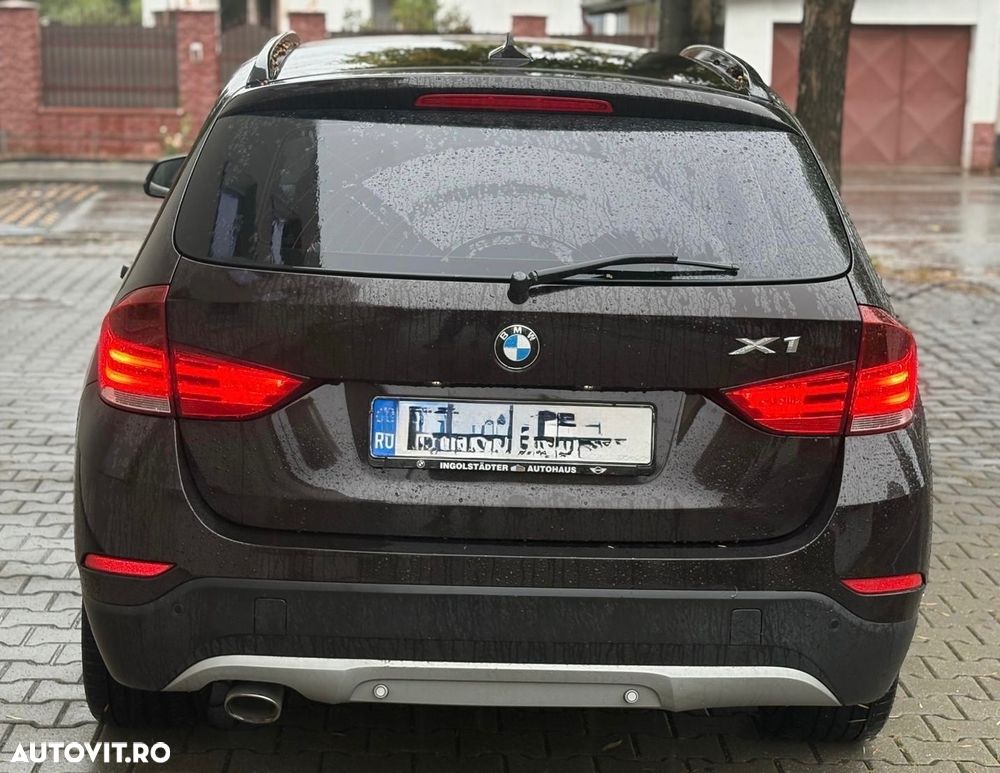 BMW X1 xDrive20d Aut. Sport Line - 11