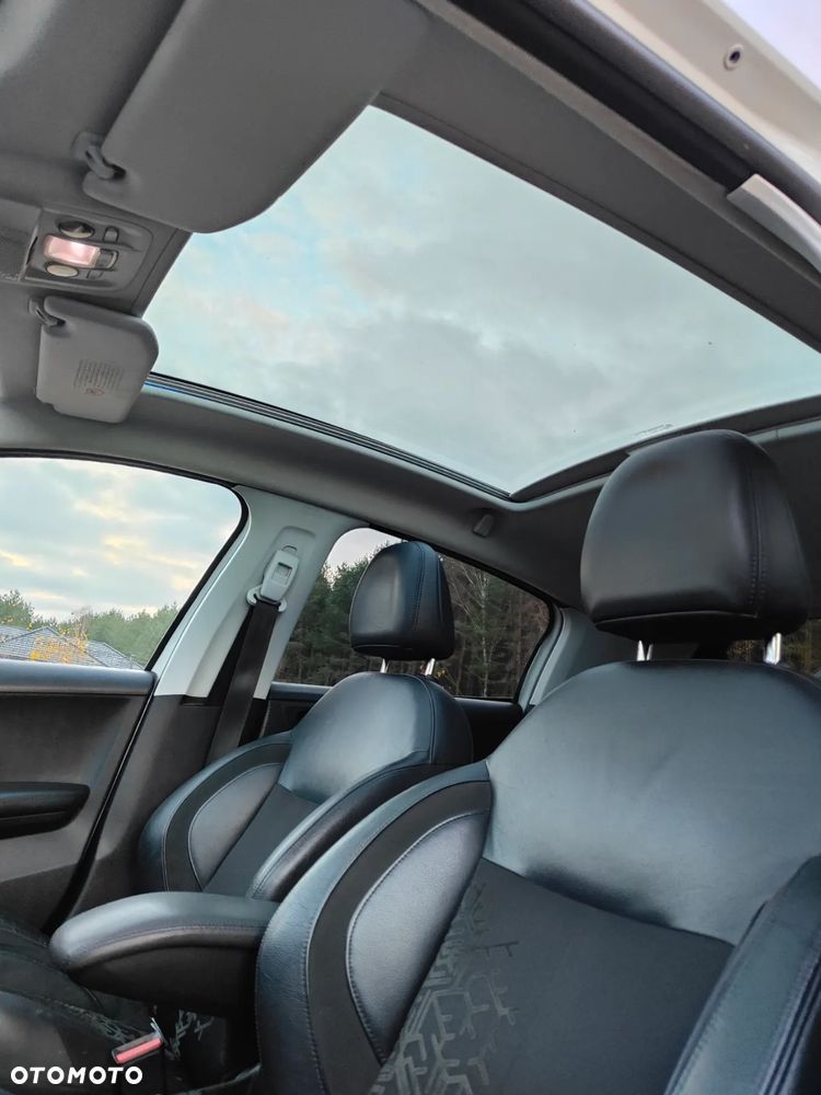 Peugeot 208 e-HDi 92 Stop&Start Active - 18