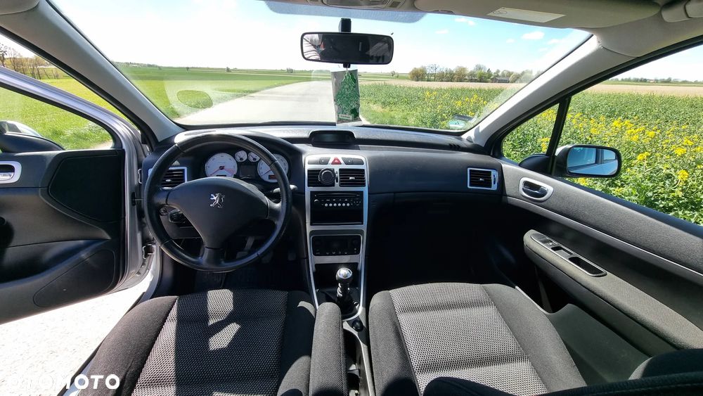 Peugeot 307 HDi SW 135 OXYGO - 23