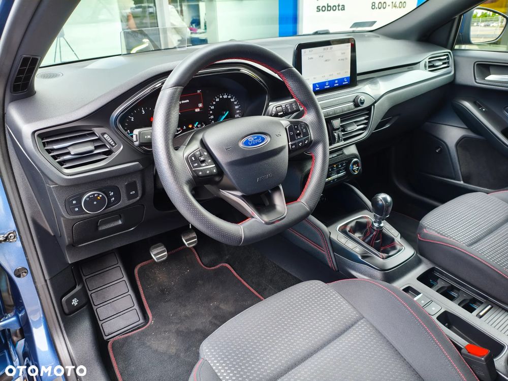Ford Focus 1.5 TDCi ST-Line ASS - 4
