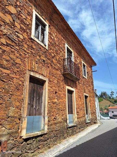 **Casa senhorial à venda — numa aldeia paradisíaca!** - Grande imagem: 3/7