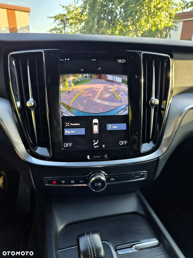Volvo V60 B4 D Geartronic Momentum Pro - 19