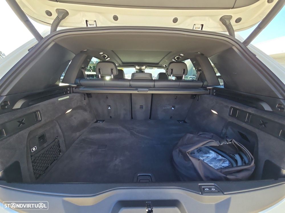 BMW X5 50 e xDrive Edição Desportiva M - 16