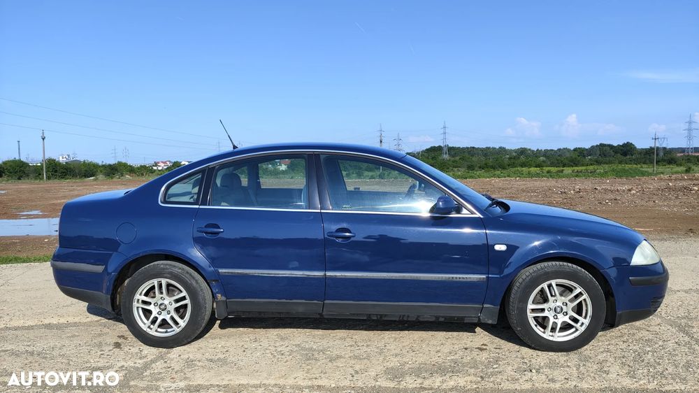 Volkswagen Passat 1.9TDI Comfortline - 6