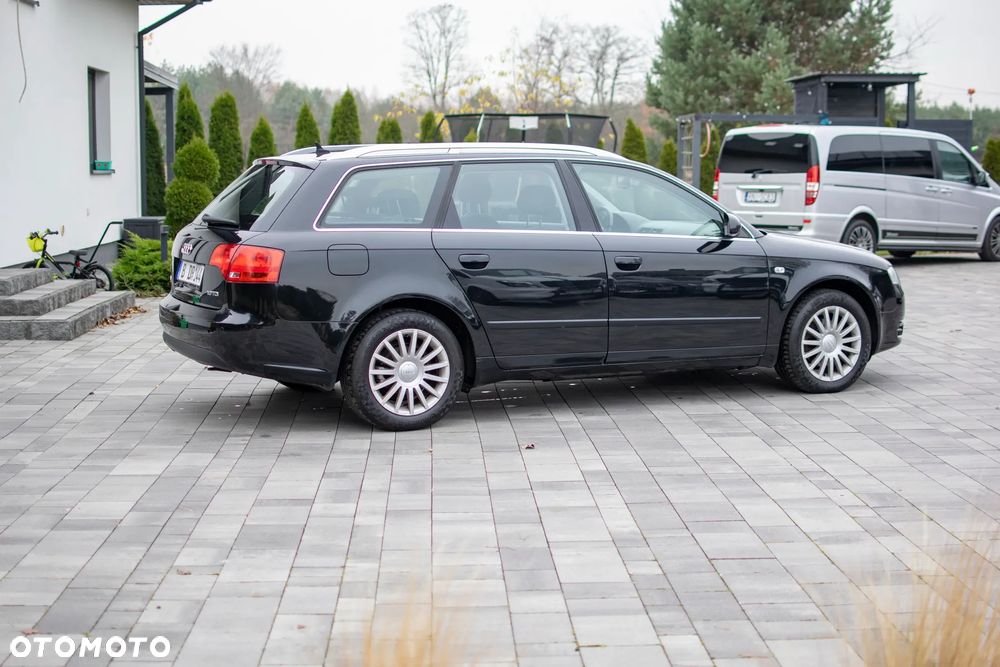 Audi A4 Avant - 13