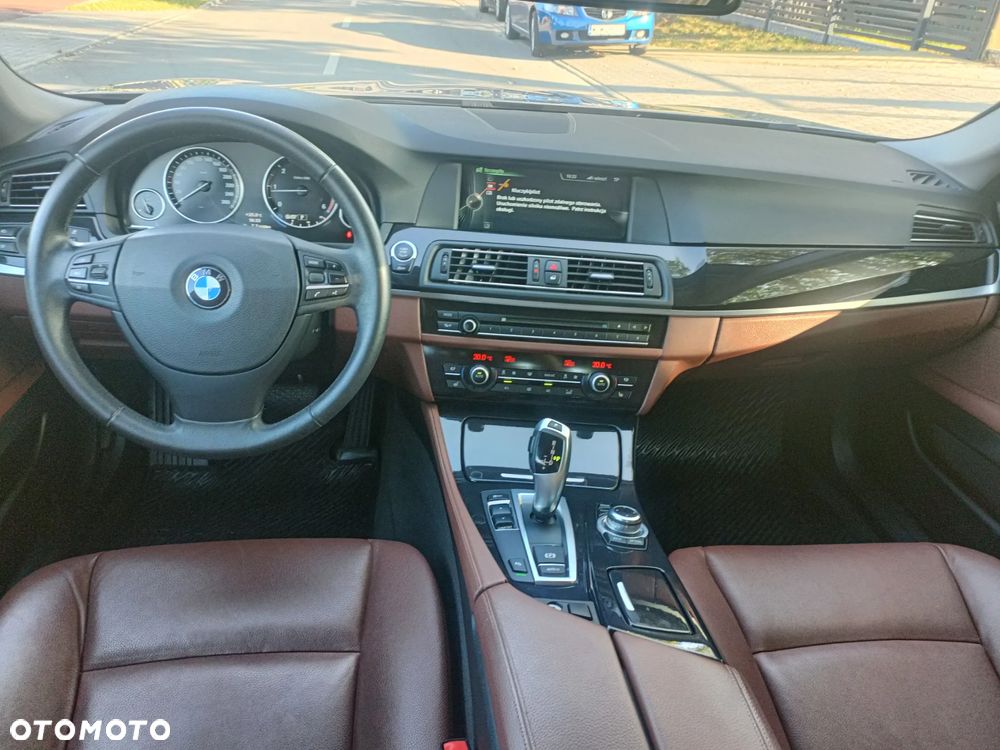 BMW Seria 5 520d Touring BluePerformance Sport-Aut - 30