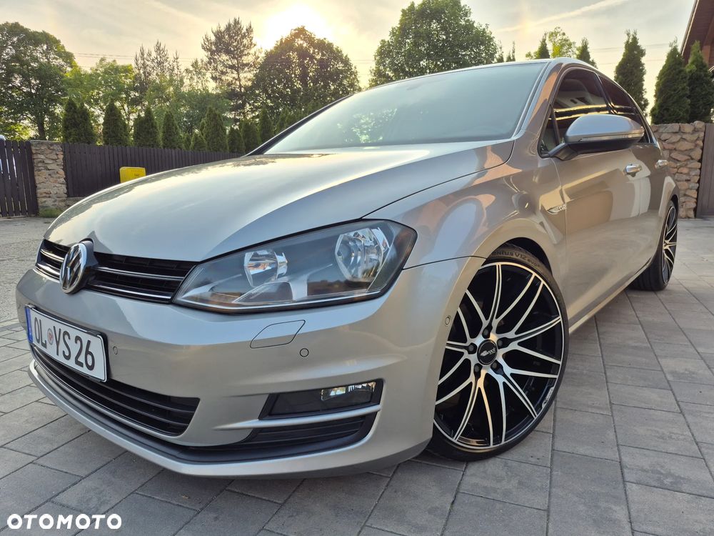 Volkswagen Golf 1.2 TSI BlueMotion Technology Cup - 1