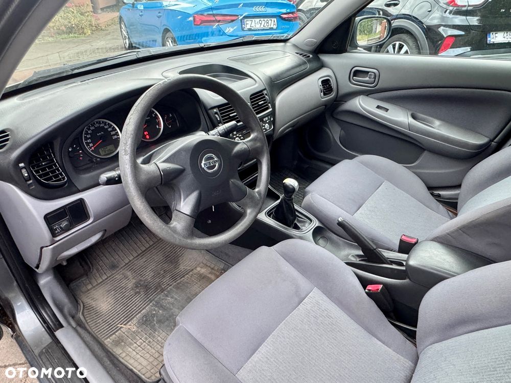 Nissan Almera 2003 photo 5
