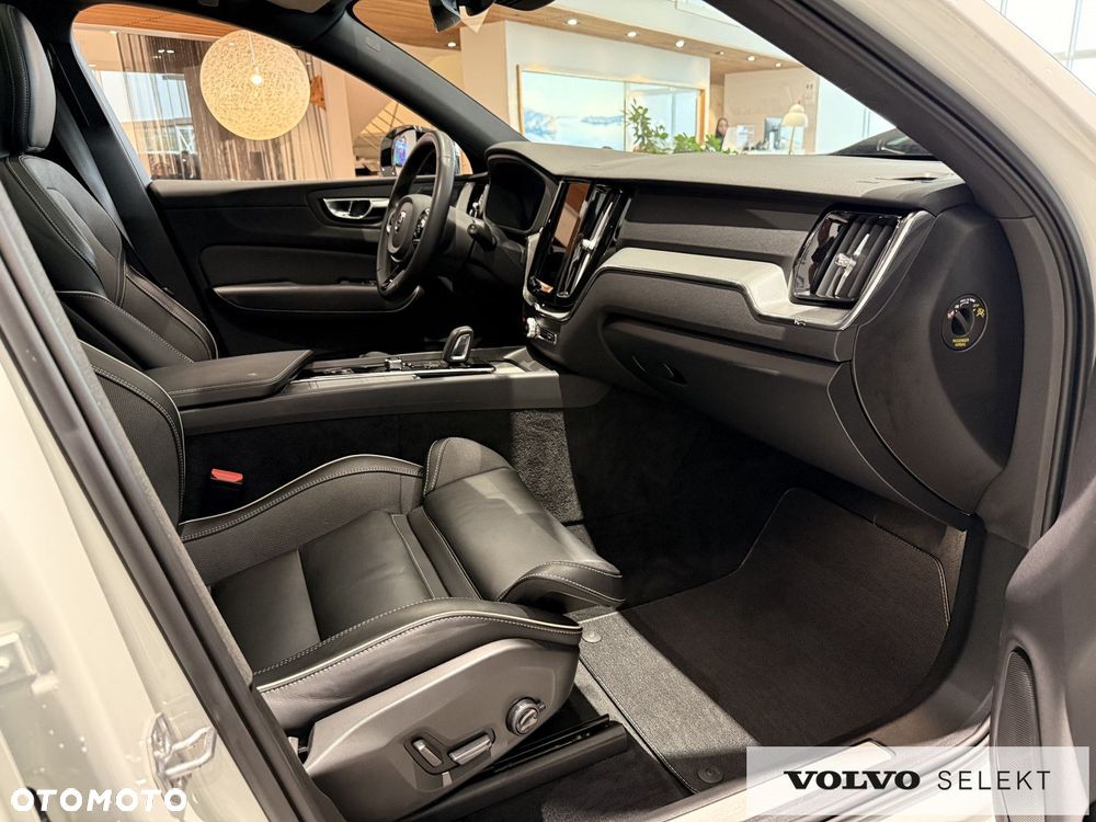 Volvo XC 60 - 32