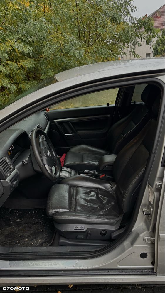 Opel Vectra - 8