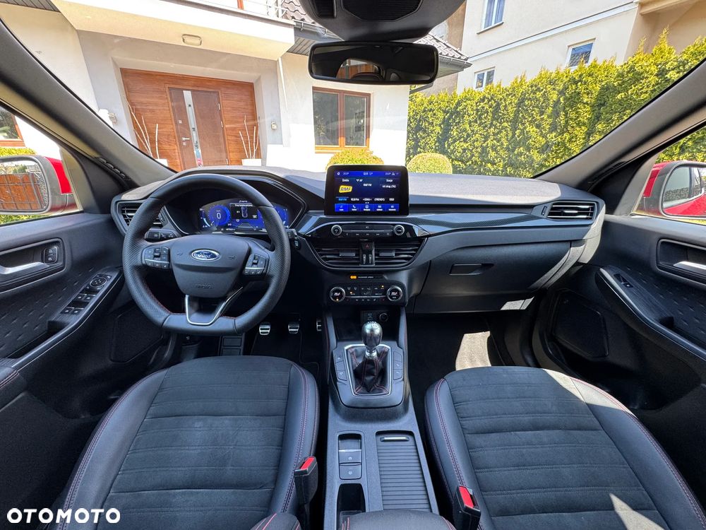 Ford Kuga 1.5 EcoBoost FWD ST-Line X - 13