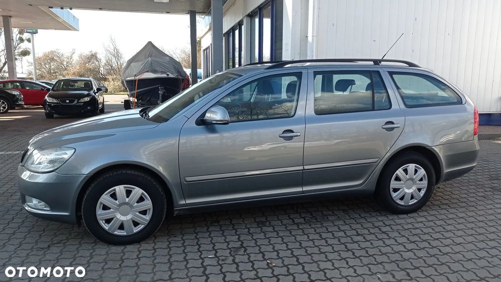 Skoda Octavia 1.6 TDI DPF Elegance - 7