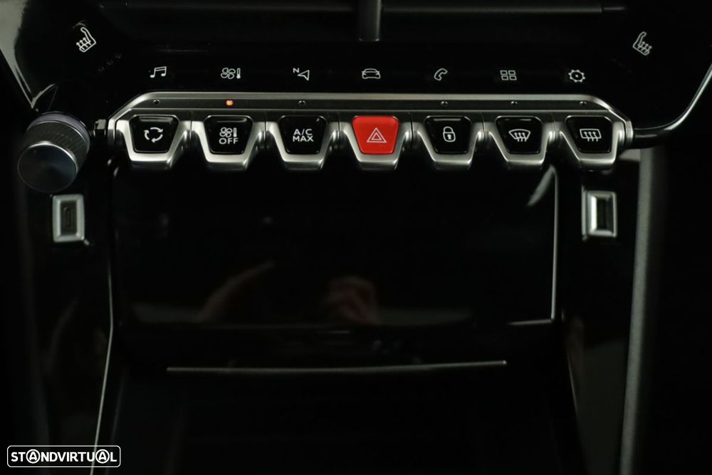 Peugeot 2008 1.5 BlueHDi GT EAT8 - 13