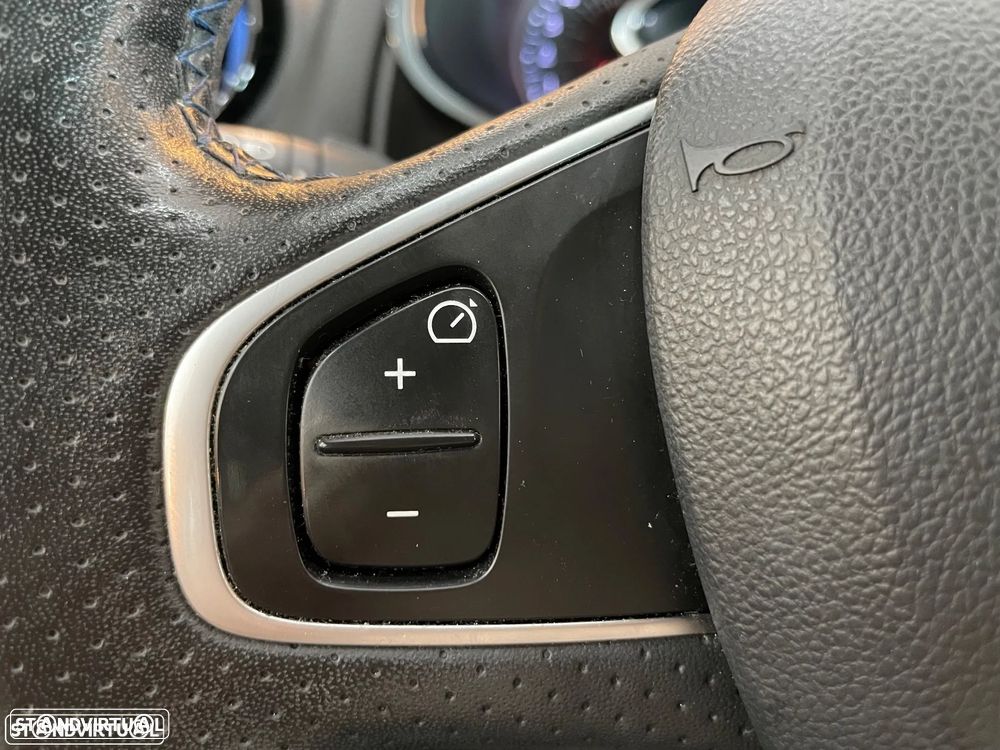 Renault Clio 1.2 TCe GT Line EDC - 19