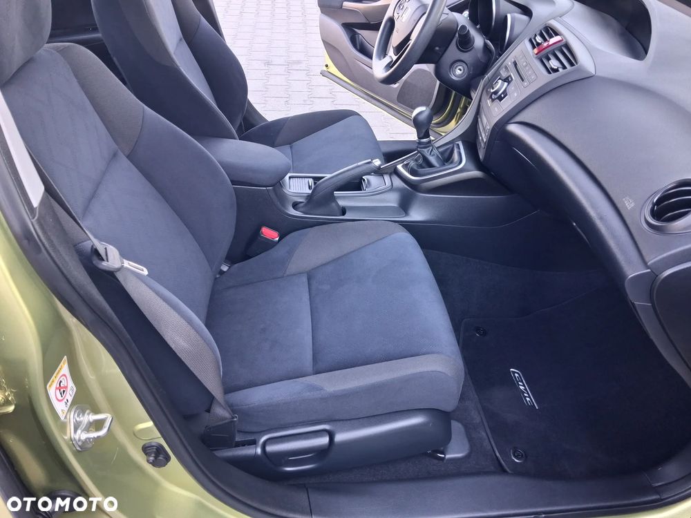 Honda Civic 1.4 i-VTEC Comfort - 31