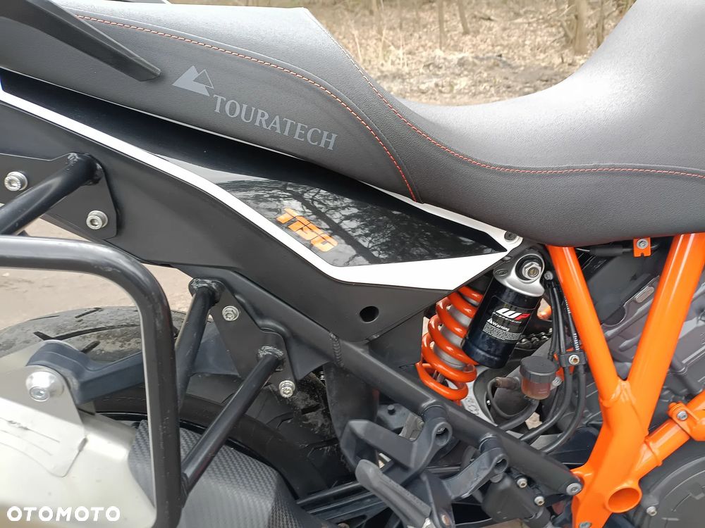 KTM Adventure - 11