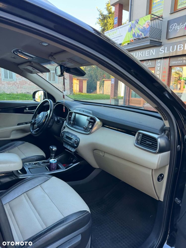 Kia Sorento - 12
