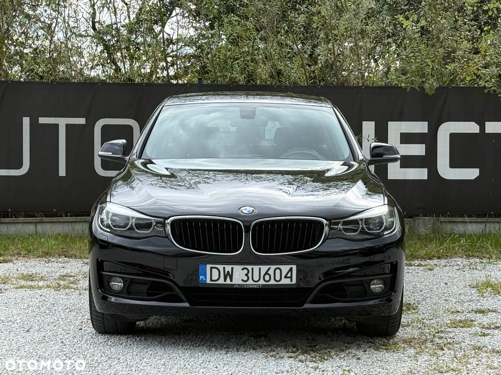 BMW 3GT 320i Advantage - 8