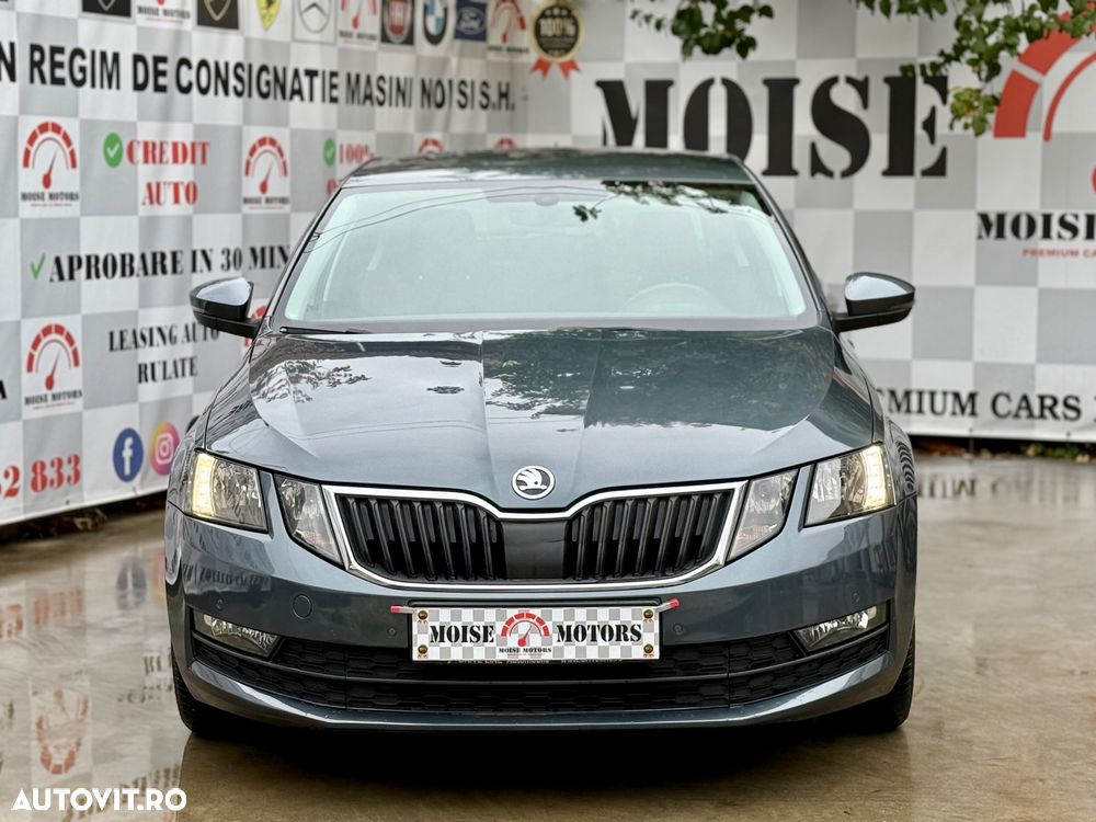 Skoda Octavia 1.6 TDI DSG Style - 2