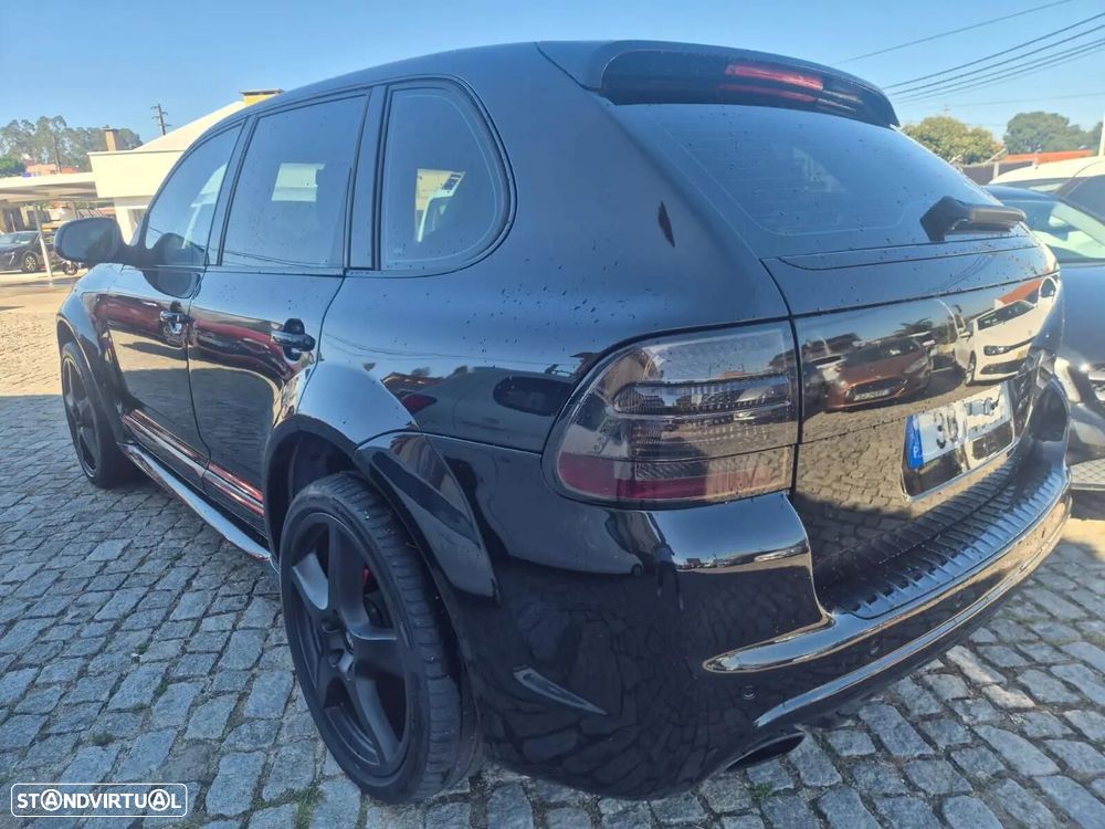 Porsche Cayenne - 7