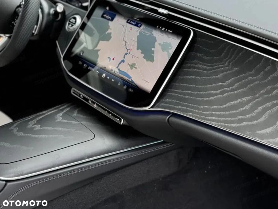 Mercedes-Benz Klasa E 220 d mHEV 4-Matic AMG 9G-Tronic - 12