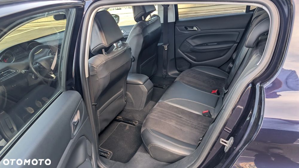 Peugeot 308 - 18