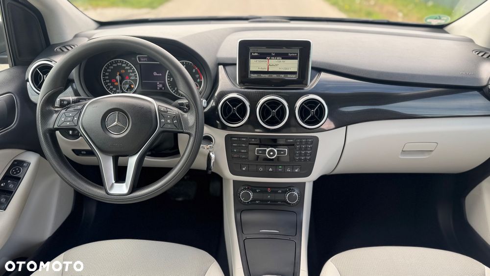 Mercedes-Benz Klasa B 180 d 7G-DCT Edition - 28