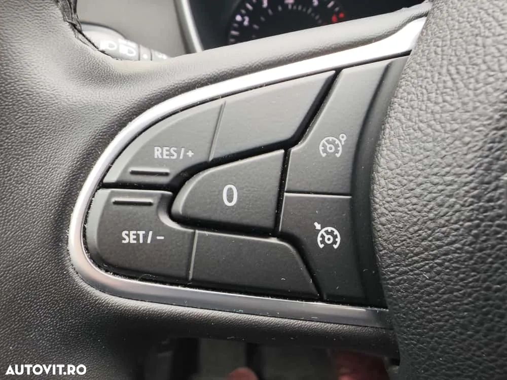 Renault Megane TCe 114 GPF Life - 20