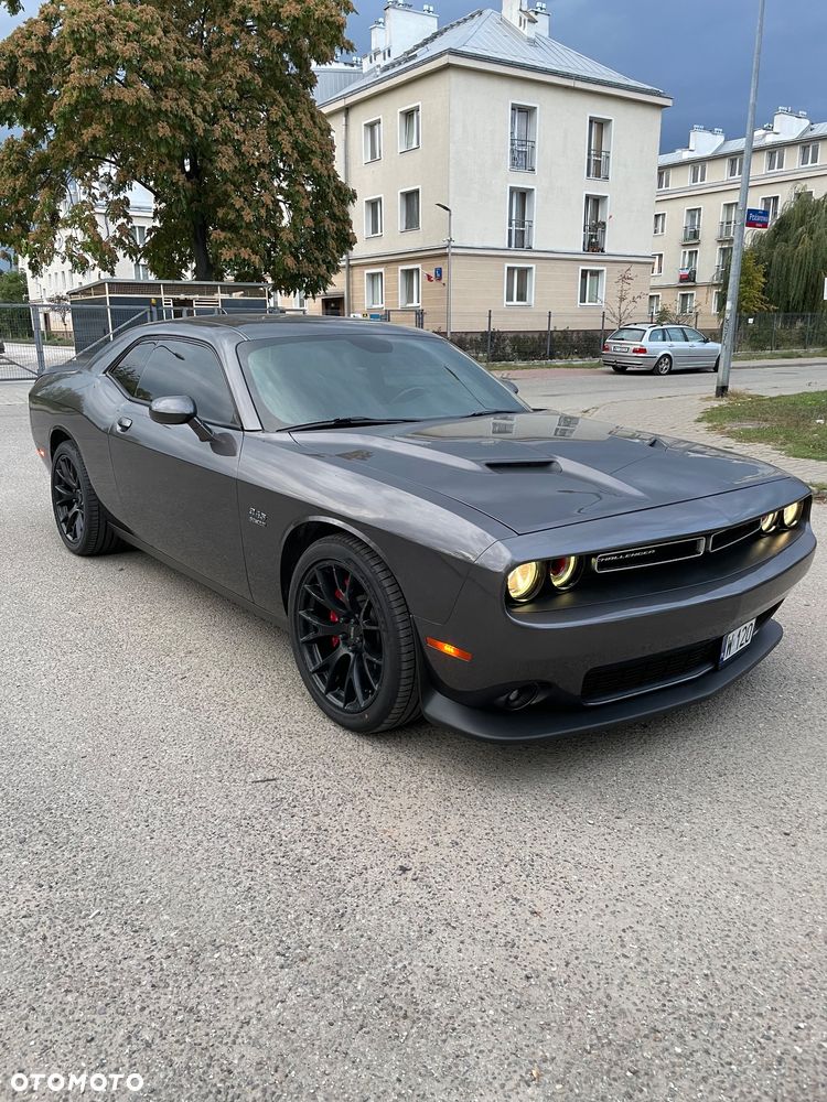Dodge Challenger - 3