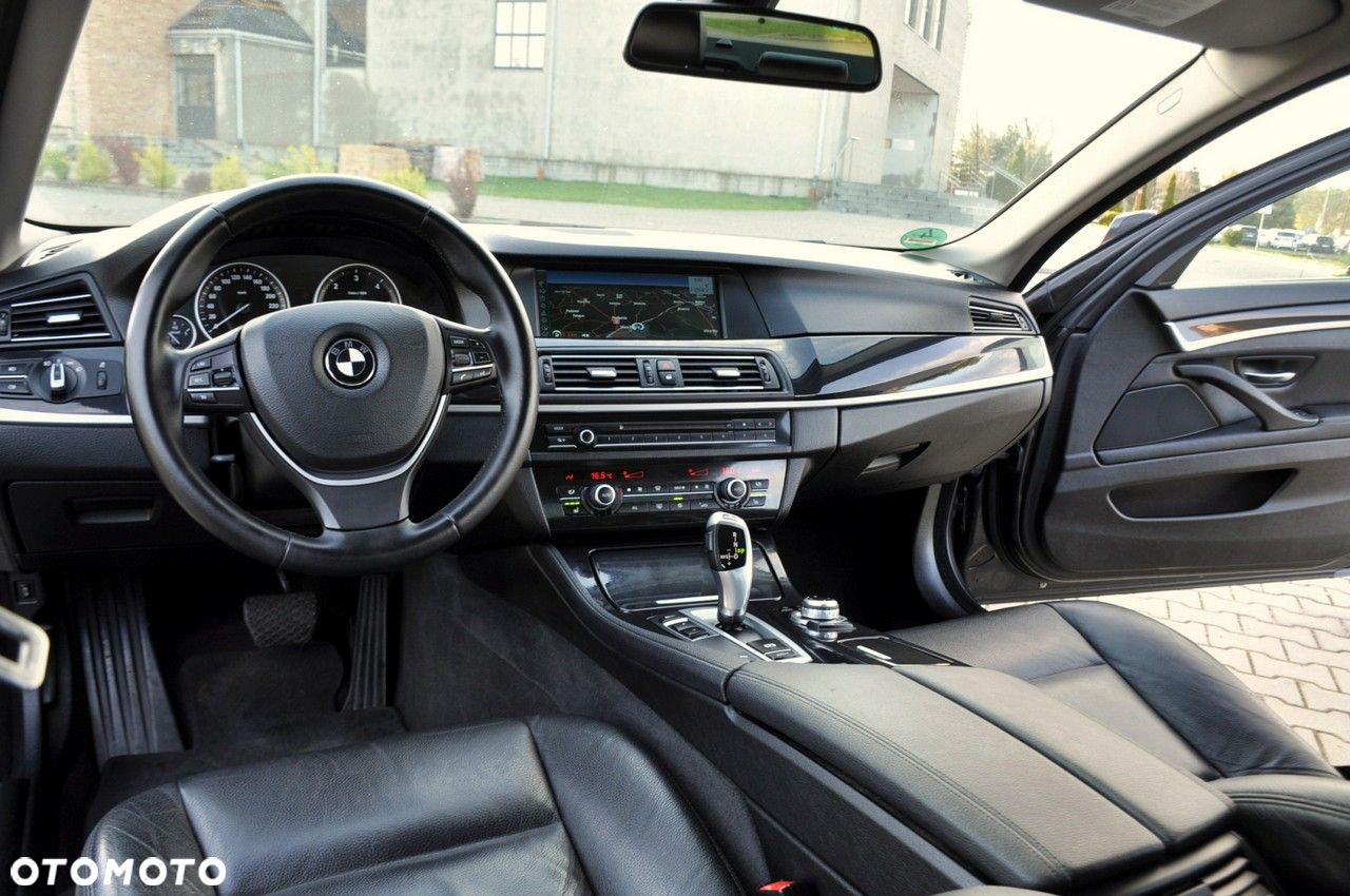 BMW Seria 5 - 30
